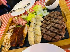 -鲨鱼美式餐厅酒吧Sharky