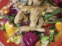 -Rabbit Cafe私房西餐甜点咖啡(栖霞路店)