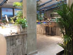 -HIGH FIVE哈福手工汉堡(桂林路店)