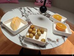 -涨巢·潮玩水疗局