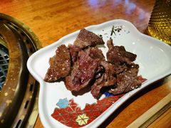 -肉魁屋·烧肉·烧鸟·酒场(高新店)