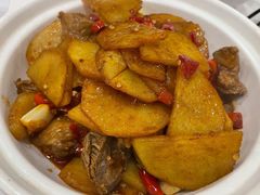 土豆炖牛腩-新新湘菜馆(新中街二条店)