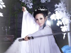 -九月鹰飞汉服摄影工作室