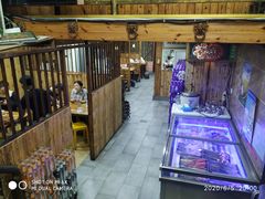 -老东镇啤酒屋海鲜加工·蒸汽海鲜·海鲜烧烤(台东店)