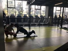 -LikingFit24小时健身•普拉提(张江店)