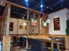 大堂-阿里巴巴海鲜烧烤家常菜(黄岛店)