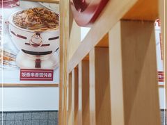 -南城香·饭香串香馄饨香(青年路店)