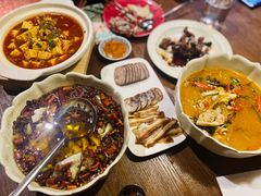 -肆海小川菜酒馆Wine Bistro (青年路店)
