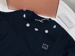 -Acne Studios(芮欧百货店)