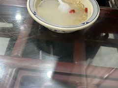 -牛一嘴·兰州牛肉面·大盘鸡(财富中心店)