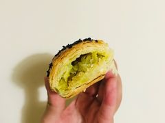 -白玉兰食品(汇联商厦店)