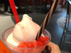 水蜜桃芭菲-DQ·蛋糕·冰淇淋(湖景东路店)