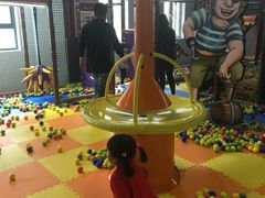 -蒙特利亲子乐园