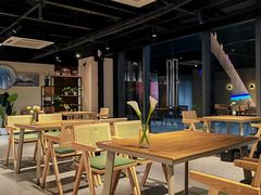 -臻鲜燕海鲜融合餐厅(金陵style店)
