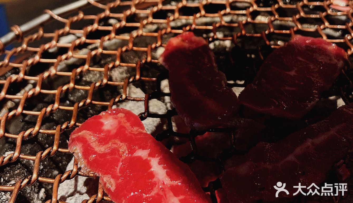 不能饿的肉｜过生日就要吃肉蛋糕