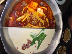 台式麻辣鸳鸯锅-湊湊火锅·茶憩(和平大悦城店)