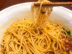 -东三里屯豌杂面