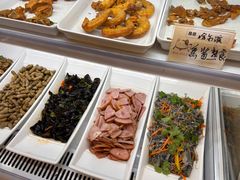 -哈尔滨小酒馆·鲜肉现穿自助烧烤(康新花园店)