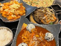 火辣无骨鸡爪-HONGA HONGA雄家(曹路店)