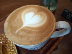 拿铁咖啡-小西家作•精致蛋糕(富力爱丁堡店)