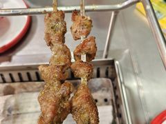 碳烤鲜牛肉筋-古彭7只羊·招牌白串·碳锅羊肉旗舰店