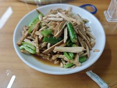 -芦茨金富饭庄·25年老字号·专做稻草鸡