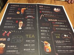 -玛格萝妮(汇智国际商业中心店)