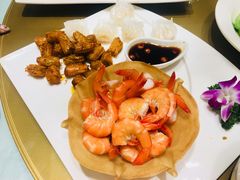 -艳阳天民俗村(公园路店)