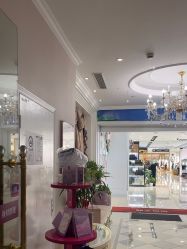 -蕾蕾美颜美容美体