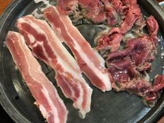 猪五花-Morning House Korean BBQ 24 Hours. 새벽집
