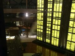 -上海滴水湖皇冠假日酒店