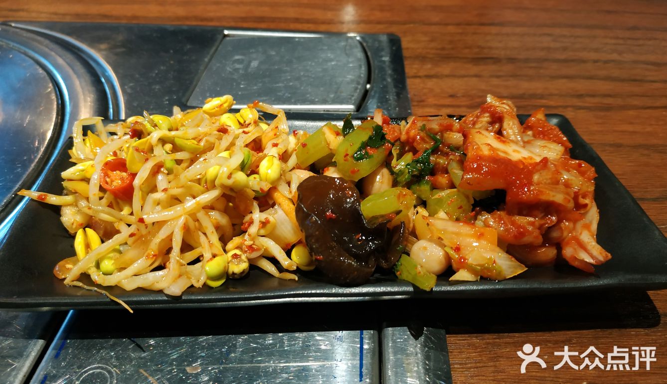 石锅饭还不错