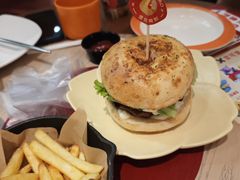 -必胜客(联投东方店)