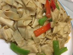 -李记饺子·熏酱东北菜(欢乐谷店)