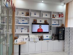 -靓芙泉专研痘痘肌