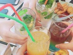 -东方红海鲜百汇(国际大厦店)