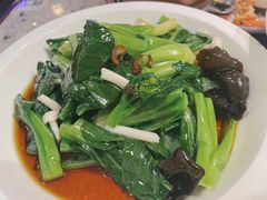 -新白鹿餐厅(百联中环店)