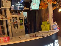 -暴风岛沉浸式体验馆(百联世纪店)