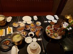 -半岛翡丽海鲜自助餐厅(观风亭店)