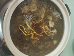 -杨记山珍鸡煲菌汤锅