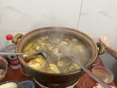 -威邵鸡煲(西华路总店)