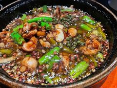 酱爆蛙蛙跳-老头儿油爆虾·1987杭州烟火味(湖滨银泰in77D区店)