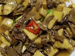 -天天向上素食餐厅(五台山店)