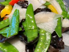 -云海肴·汽锅鸡·云南代表菜(天山百盛优客店)