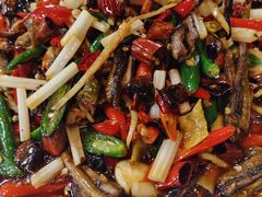 -临界音乐酒馆·小龙虾·江湖菜(华熙LIVE·鱼洞店)