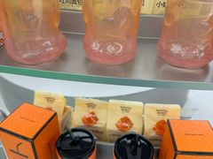 -沪上阿姨·臻选茶饮(上海环球港店)