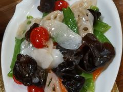 荷塘小炒-海尔巴格新疆餐厅(东来兴店)