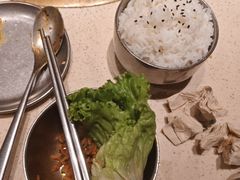-Ant 蚂蚁洞烤肉·大营地(上海静安大悦城店)