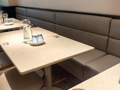 -必胜客(WOW中心城店)