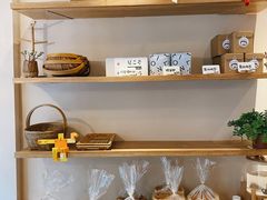 面包甜点陈列柜-RAN BAKERY